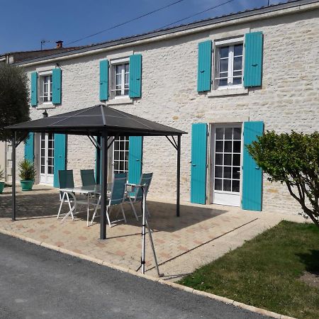 Le Logis De Lange Apt Les Aigrettes Saint-Hilaire-la-Palud Eksteriør bilde